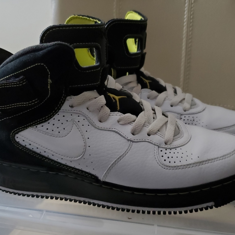 Air Jordan Fusion AFJ 6 Electro Basketball Shoes.